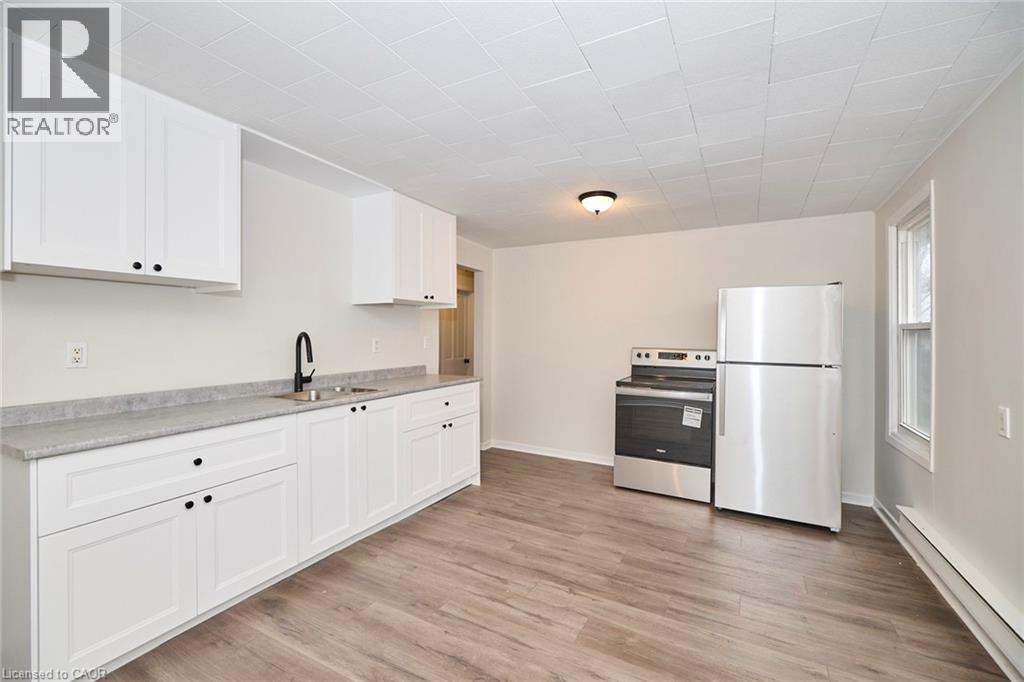 33 Lock Street Unit# 3, St. Catharines, Ontario  L2N 5B8 - Photo 1 - 40806992