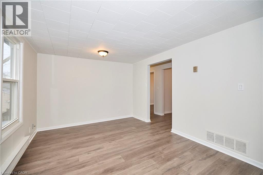 33 Lock Street Unit# 3, St. Catharines, Ontario  L2N 5B8 - Photo 3 - 40806992