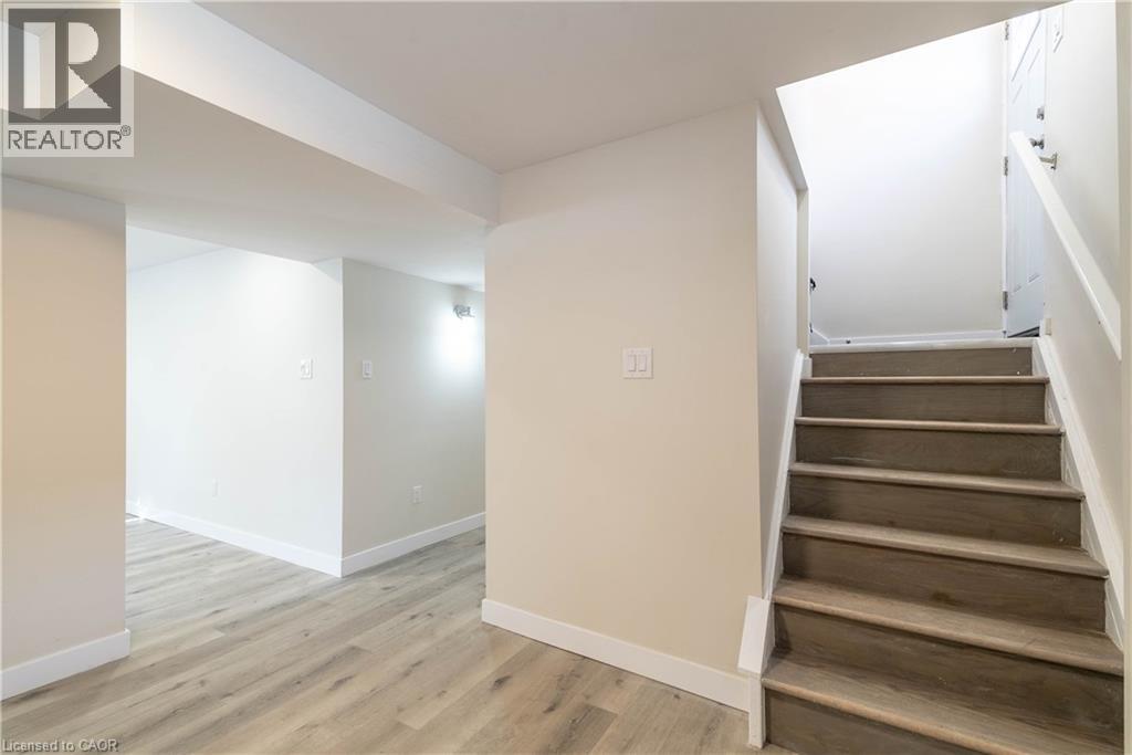 196 Upper Paradise Road Unit# 2, Hamilton, Ontario  L9C 5B9 - Photo 11 - 40806238