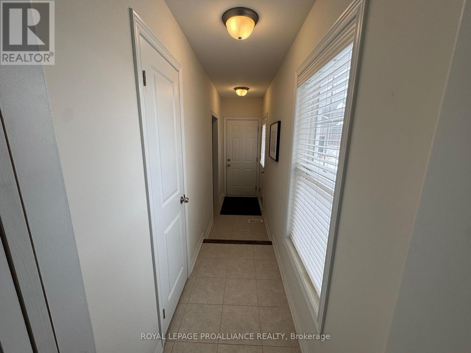 929 Broadway Boulevard, Peterborough, Ontario  K9H 0J2 - Photo 6 - X12812720