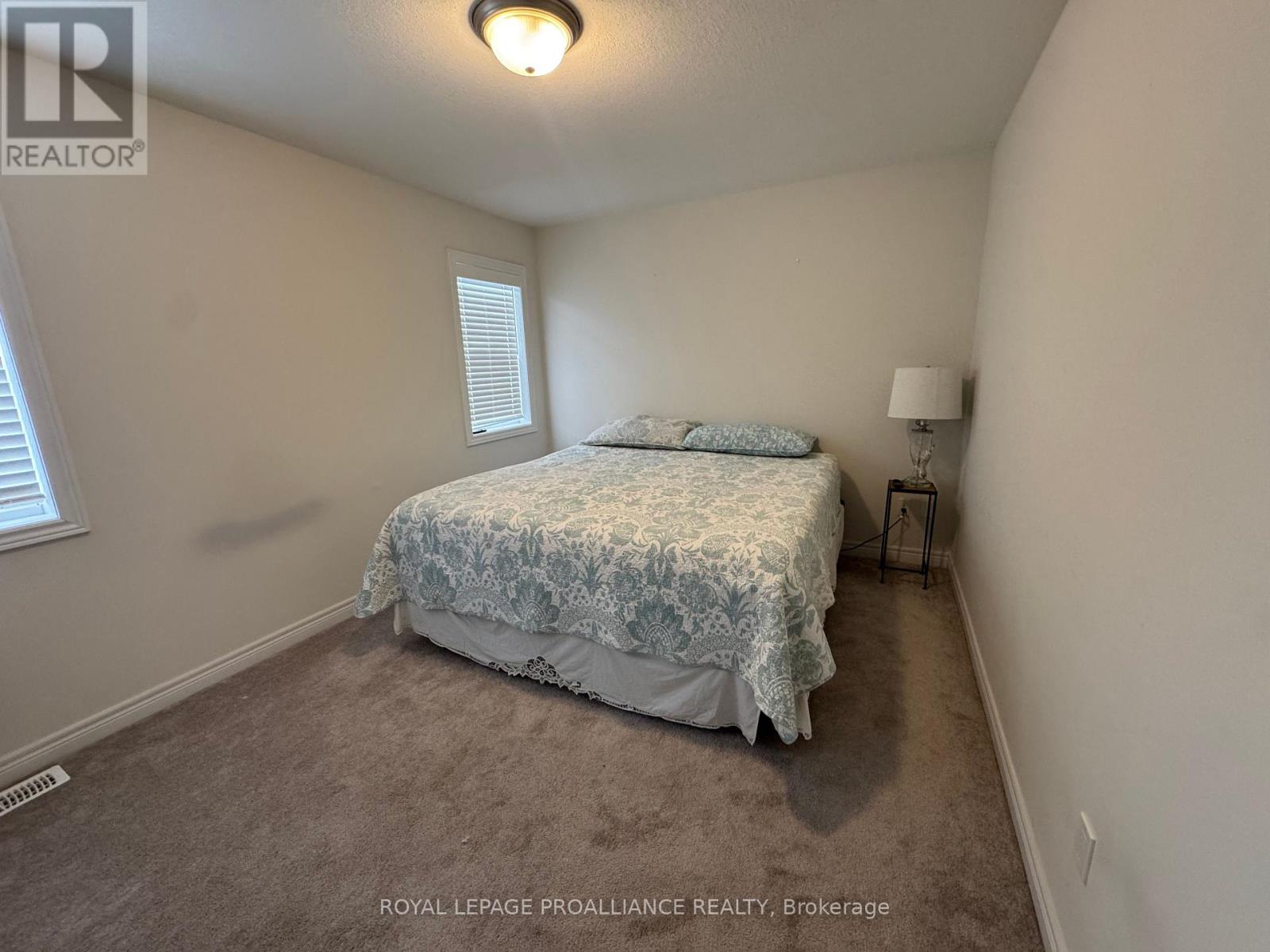 929 Broadway Boulevard, Peterborough, Ontario  K9H 0J2 - Photo 9 - X12812720