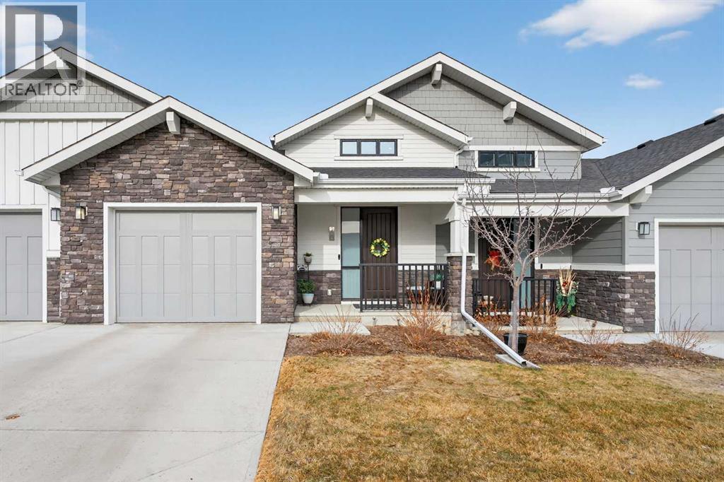 206 Crestridge Common Sw, Calgary, Alberta  T3B 6J5 - Photo 1 - A2284748