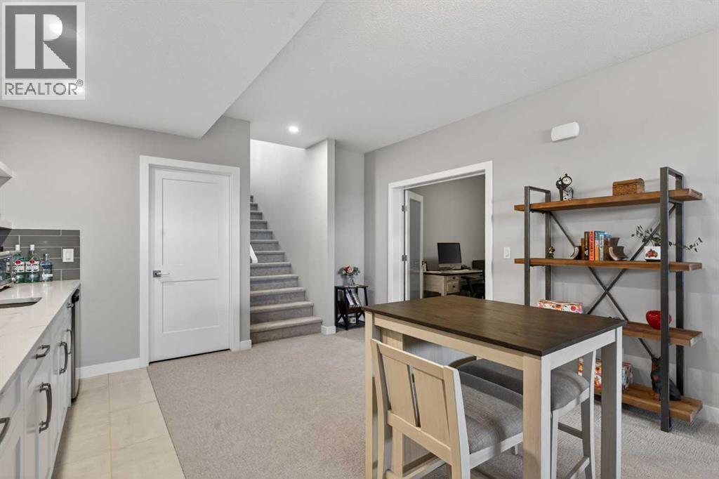 206 Crestridge Common Sw, Calgary, Alberta  T3B 6J5 - Photo 33 - A2284748