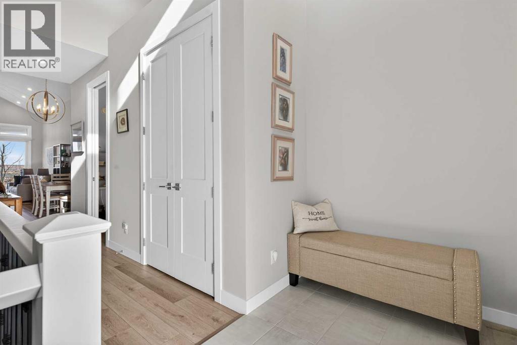 206 Crestridge Common Sw, Calgary, Alberta  T3B 6J5 - Photo 9 - A2284748