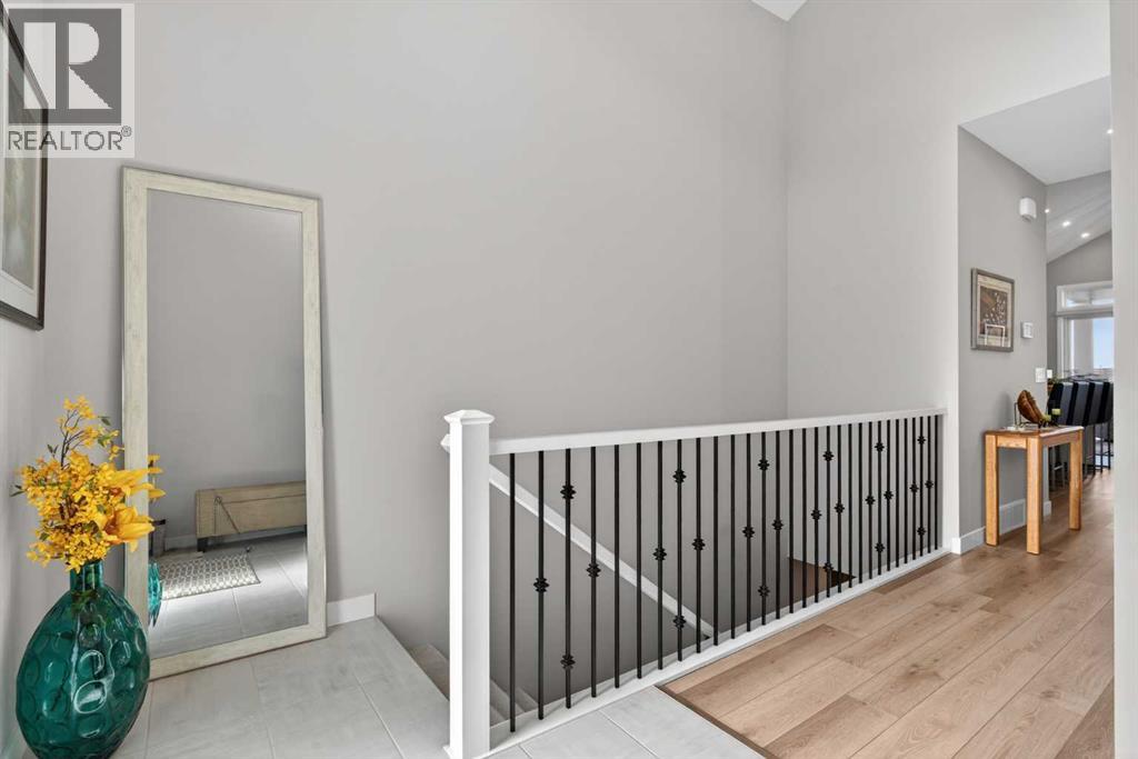 206 Crestridge Common Sw, Calgary, Alberta  T3B 6J5 - Photo 8 - A2284748