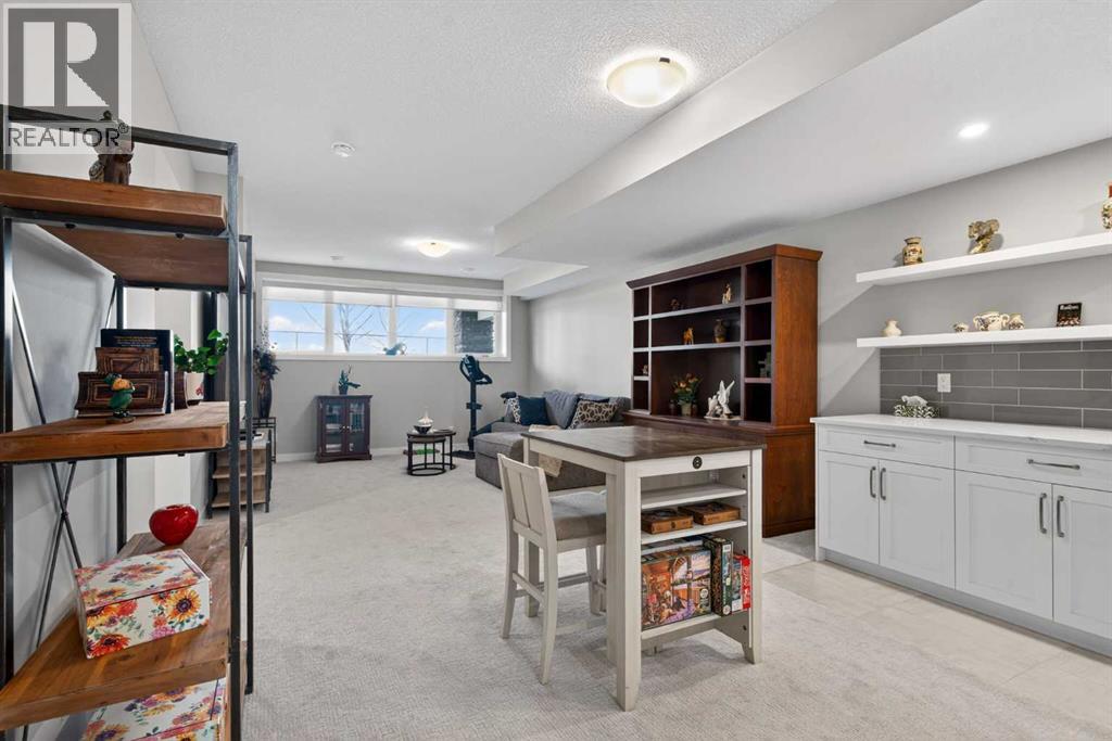 206 Crestridge Common Sw, Calgary, Alberta  T3B 6J5 - Photo 37 - A2284748