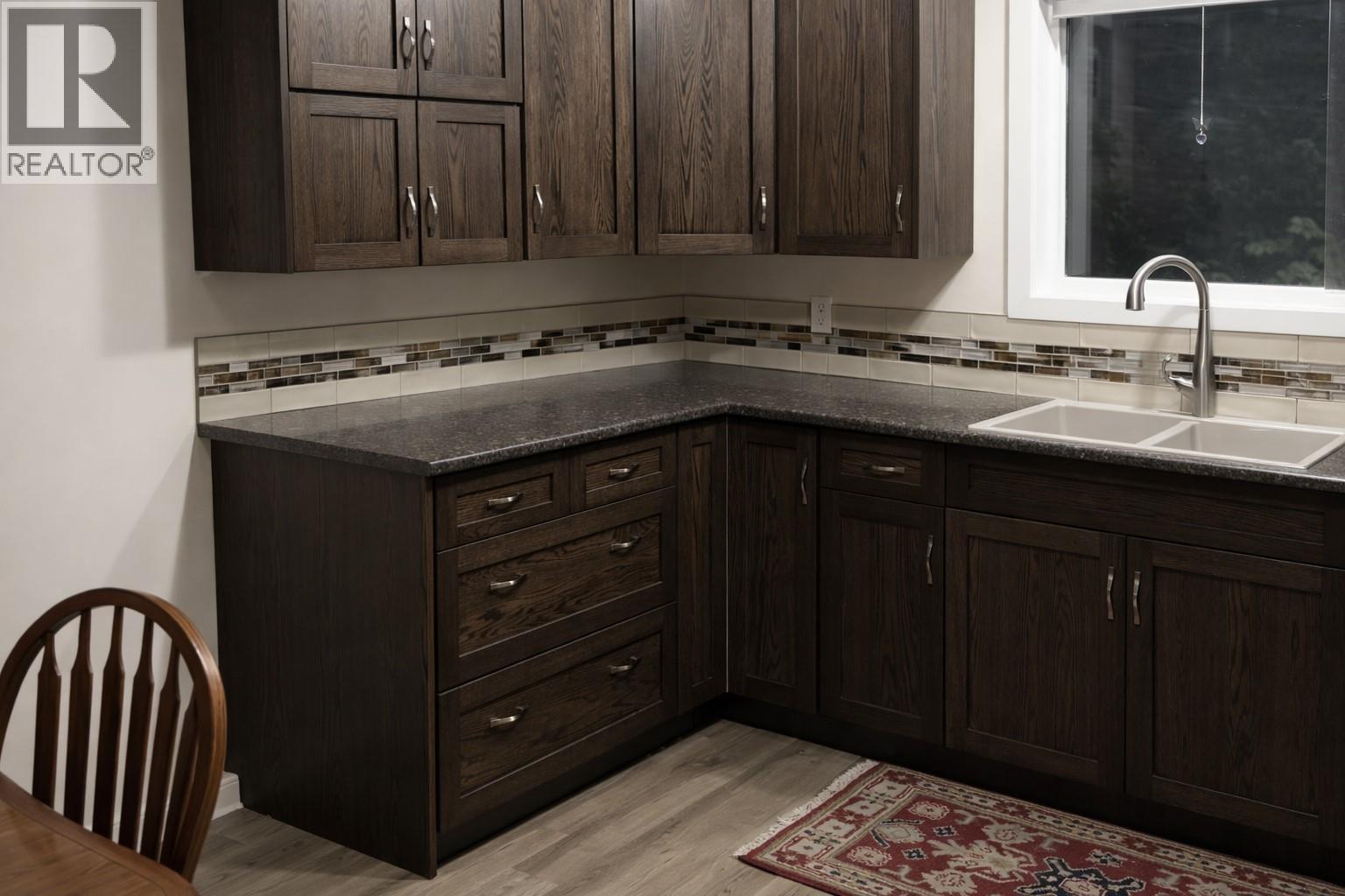 2052 Atkinson Street Penticton Photo 5