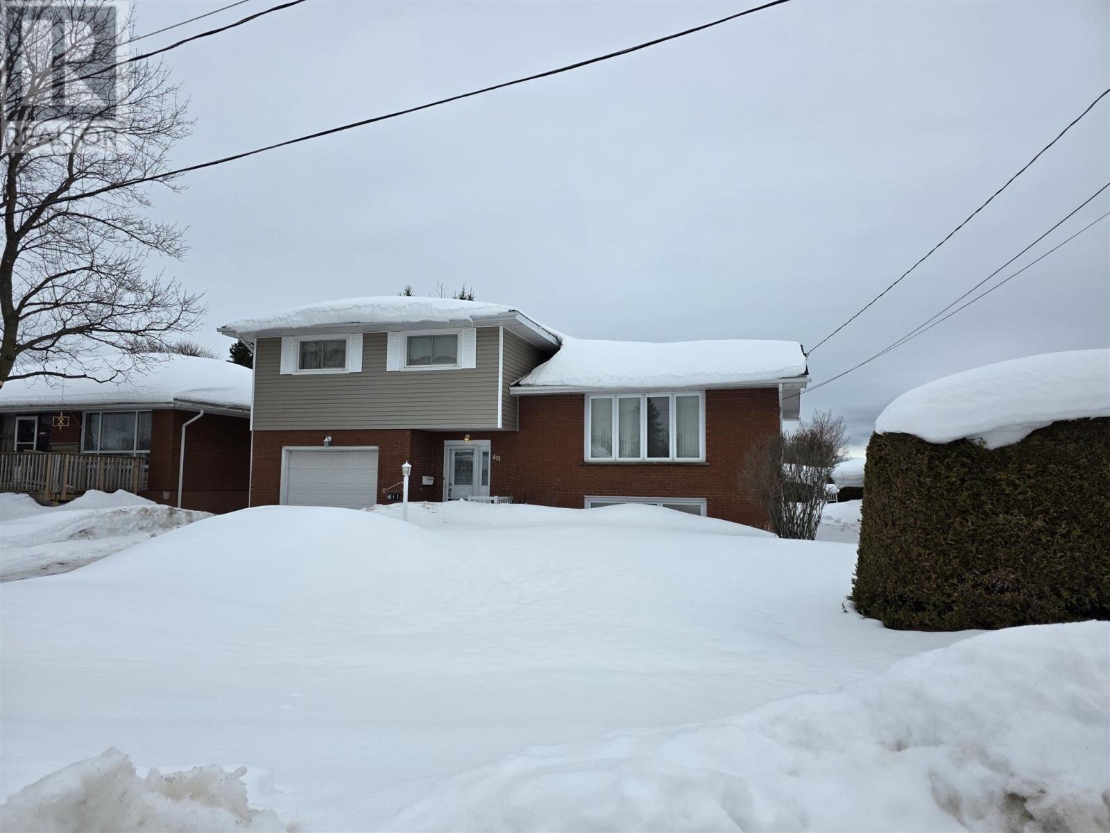 611 Brunswick AVE, Sault Ste. Marie, Ontario