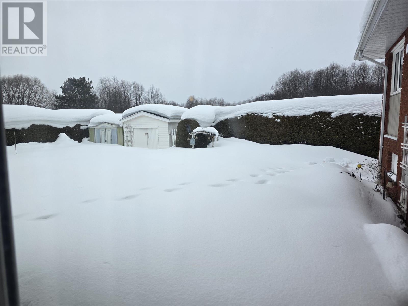 611 Brunswick Ave, Sault Ste. Marie, Ontario  P6C 4G2 - Photo 4 - SM260347