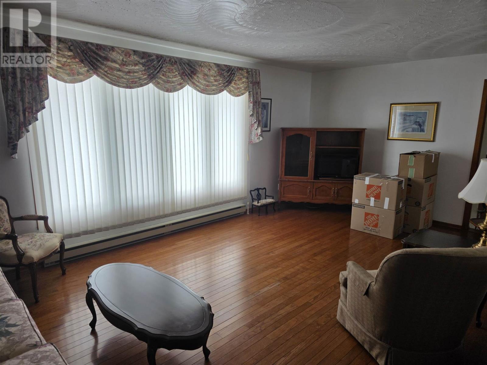 611 Brunswick Ave, Sault Ste. Marie, Ontario  P6C 4G2 - Photo 6 - SM260347