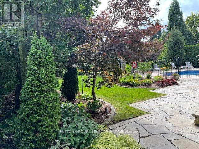 95 Highland Woods Court, London South, Ontario  N6C 5X2 - Photo 36 - X12812696