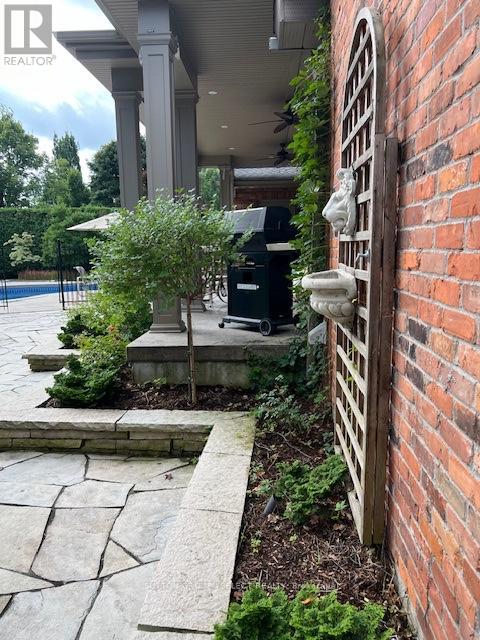 95 Highland Woods Court, London South, Ontario  N6C 5X2 - Photo 37 - X12812696