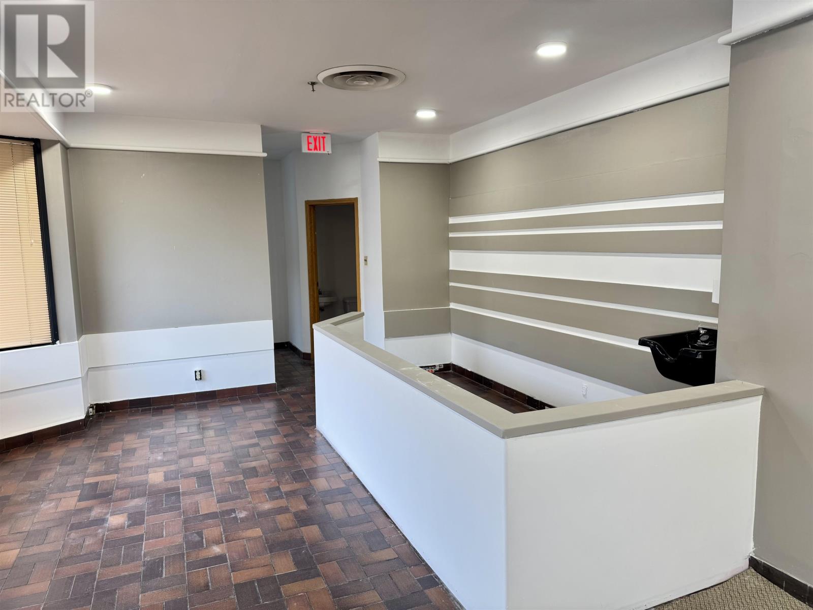 17 Cumberland St, Thunder Bay, Ontario  P7A 4K8 - Photo 5 - TB2600136