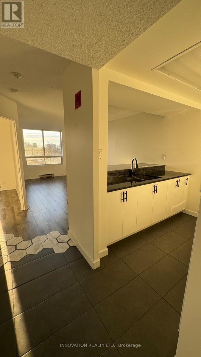 409 - 35 Holland Avenue, Ottawa, Ontario  K1Y 4S2 - Photo 5 - X12775610