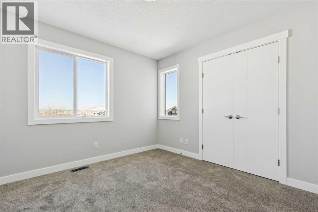 12 Willow Park Point, Cochrane, Alberta  T4C 2V3 - Photo 26 - A2287950