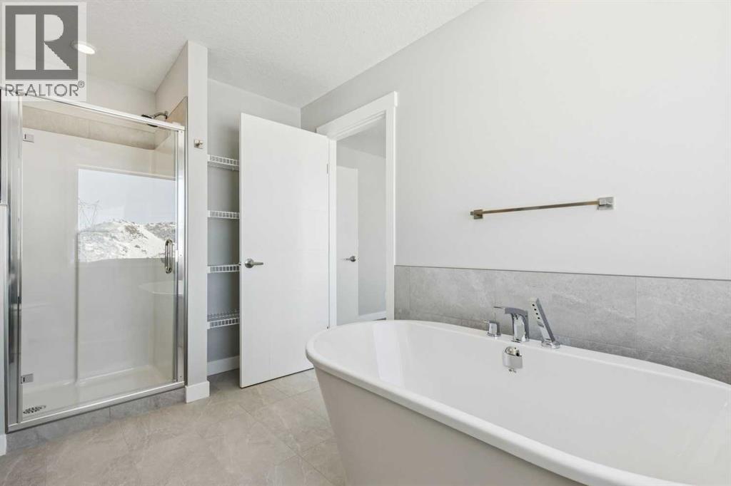 12 Willow Park Point, Cochrane, Alberta  T4C 2V3 - Photo 22 - A2287950