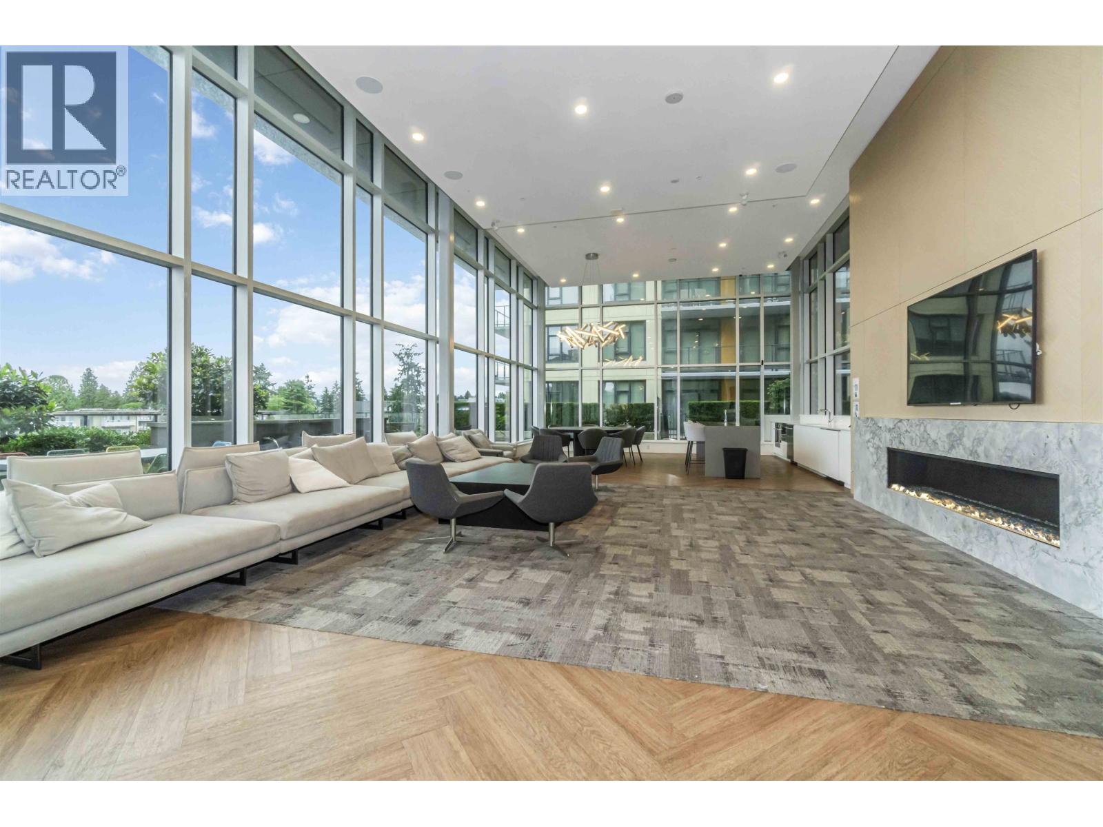 402 7388 Kingsway, Burnaby, British Columbia  V3N 0G9 - Photo 13 - R3092440