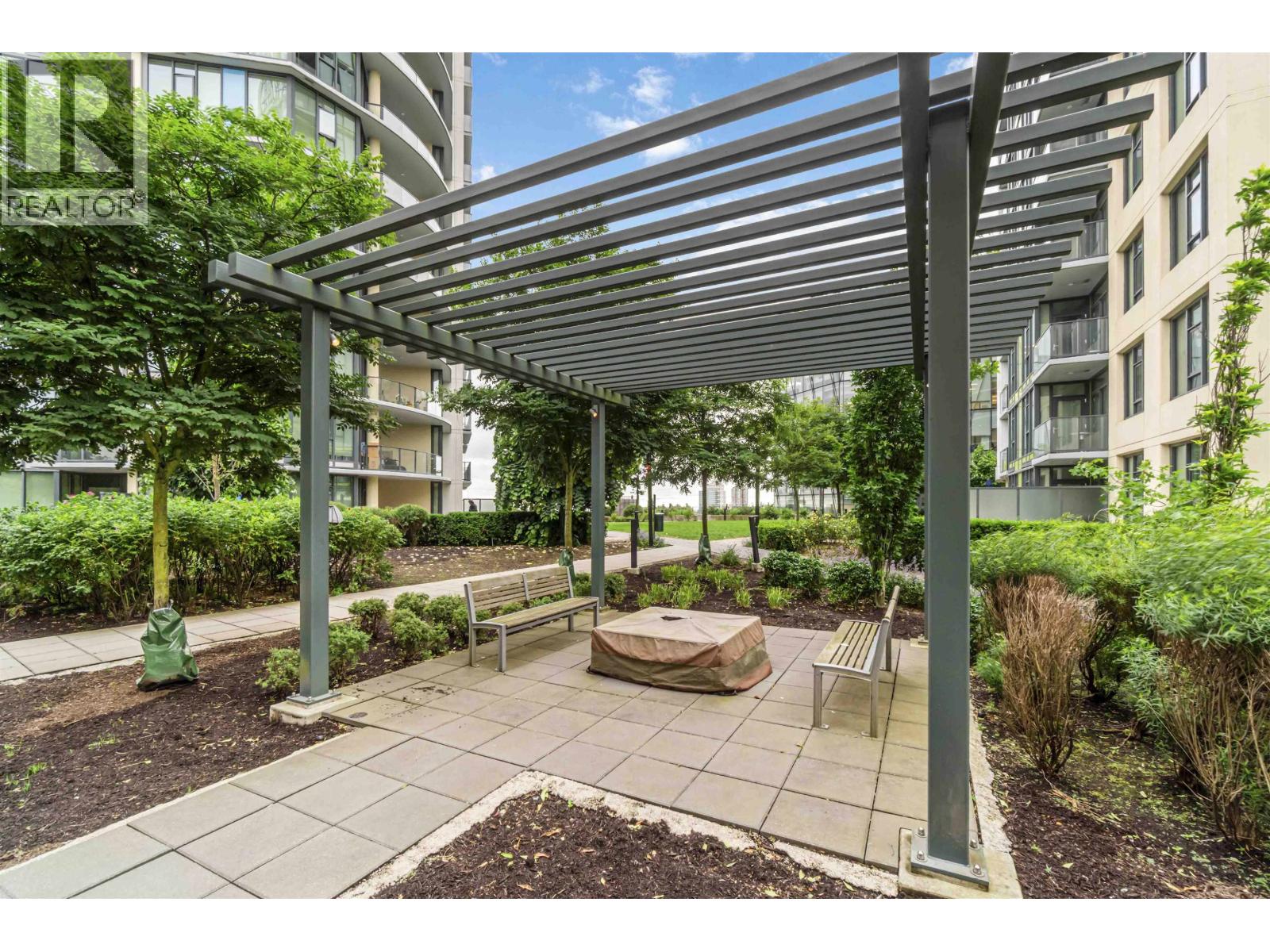 402 7388 Kingsway, Burnaby, British Columbia  V3N 0G9 - Photo 15 - R3092440