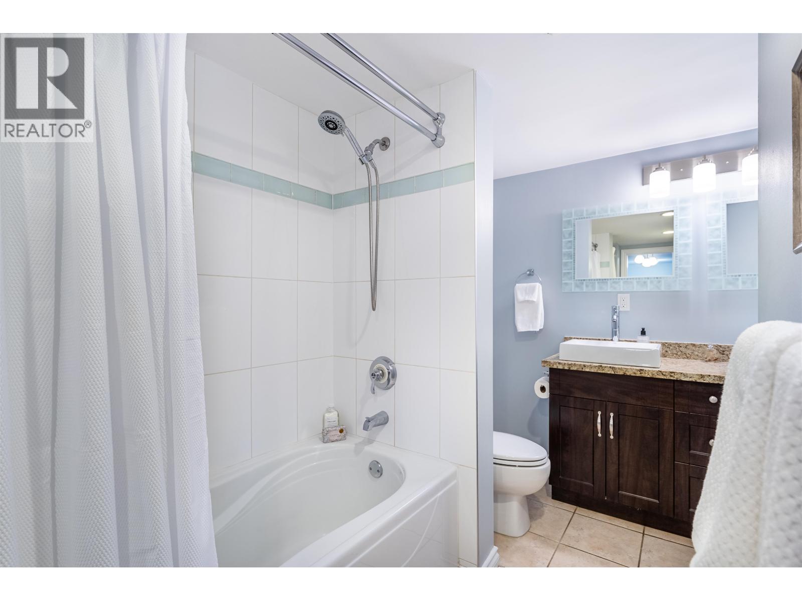 222 3921 Carrigan Court, Burnaby, British Columbia  V3N 4J7 - Photo 22 - R3092469