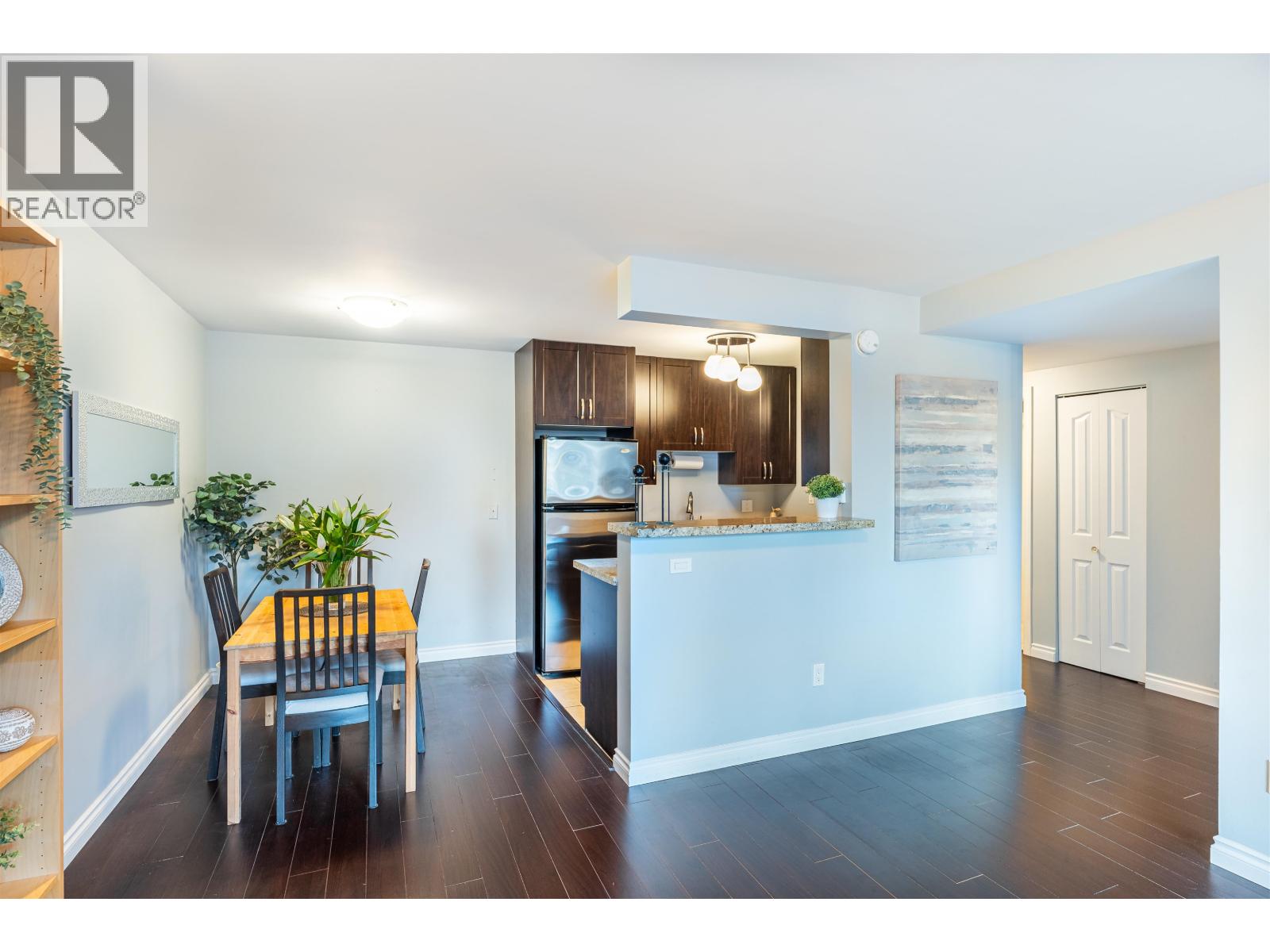 222 3921 Carrigan Court, Burnaby, British Columbia  V3N 4J7 - Photo 8 - R3092469