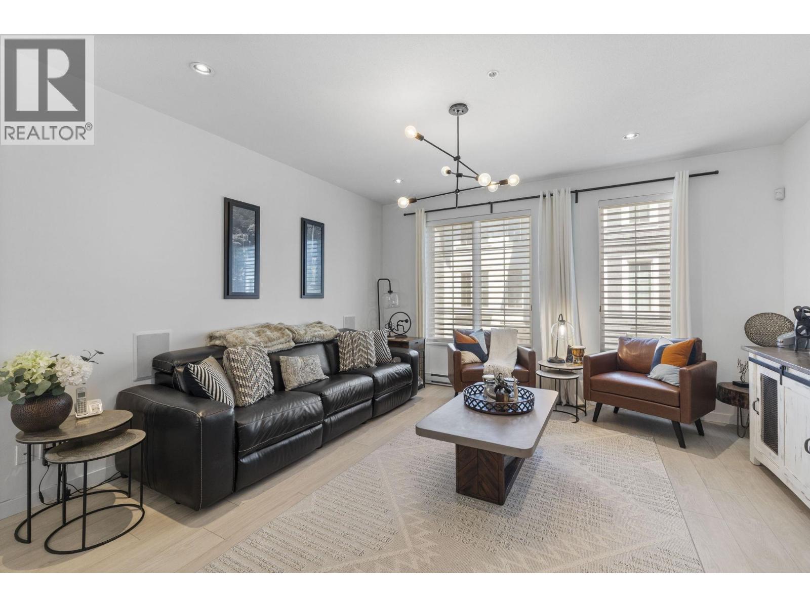 26 2560 Pitt River Road, Port Coquitlam, British Columbia  V3C 0G6 - Photo 8 - R3092497