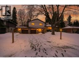 324 WOODWORTH Drive W, Ancaster, Ontario