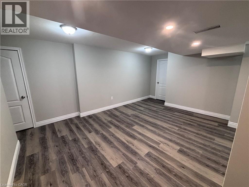 300 East 43rd Street, Hamilton, Ontario  L8T 3C7 - Photo 23 - 40807042