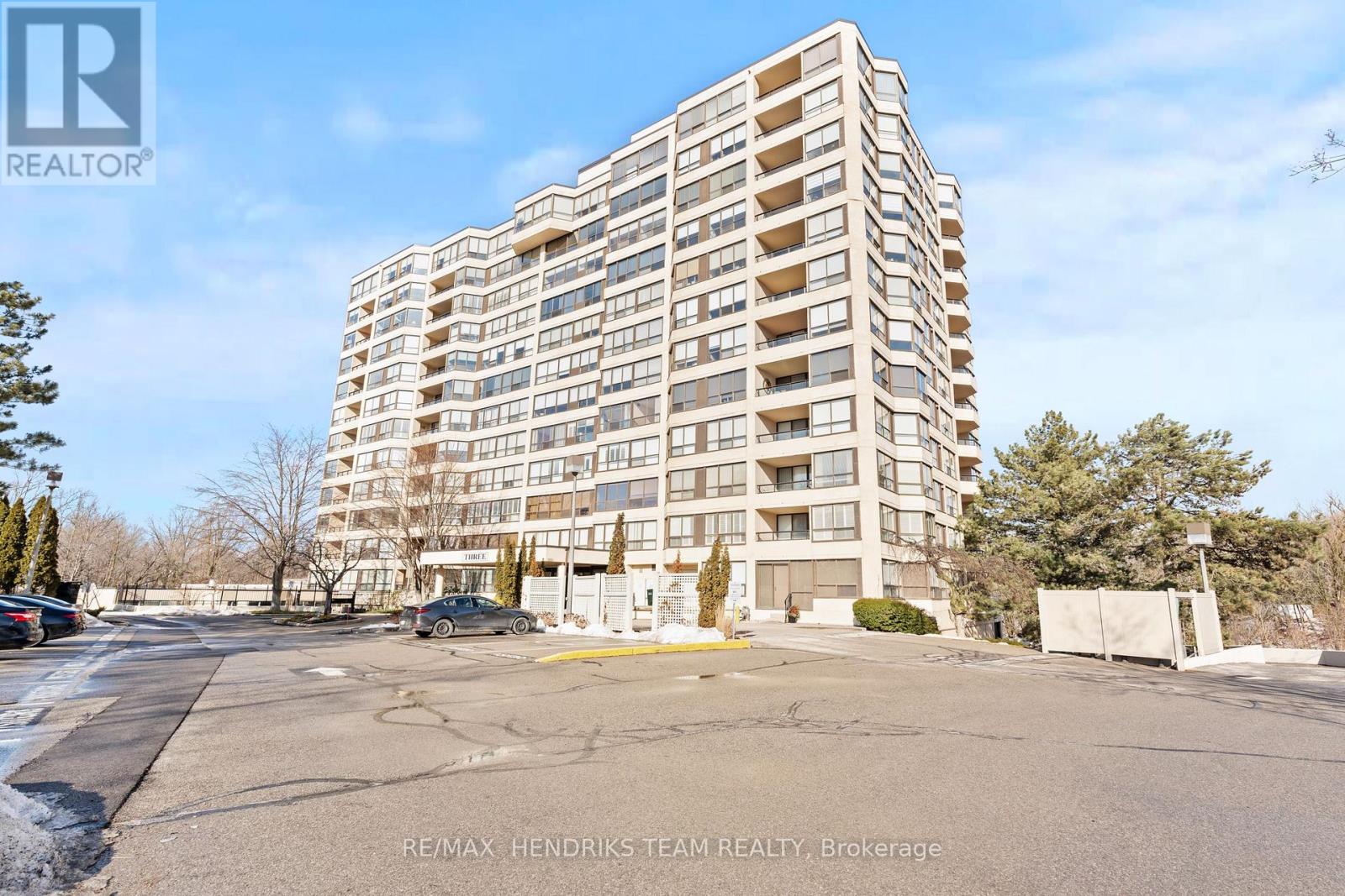 502 - 3 Towering Heights Boulevard, St. Catharines (Glendale/glenridge), Ontario  L2T 4A4 - Photo 5 - X12812678