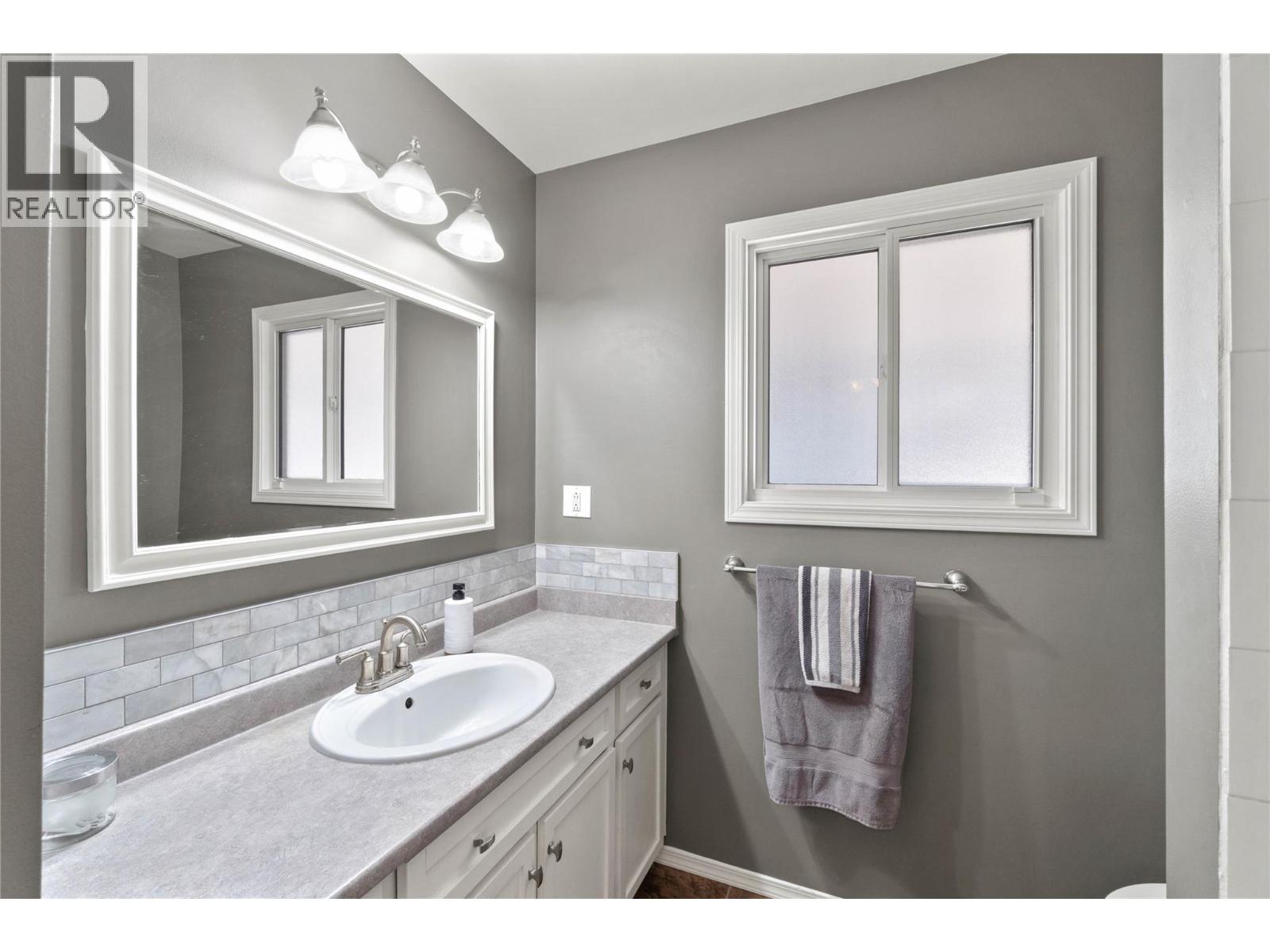 2360 Qu'appelle Boulevard, Kamloops, British Columbia  V2E 1T4 - Photo 19 - 10376506