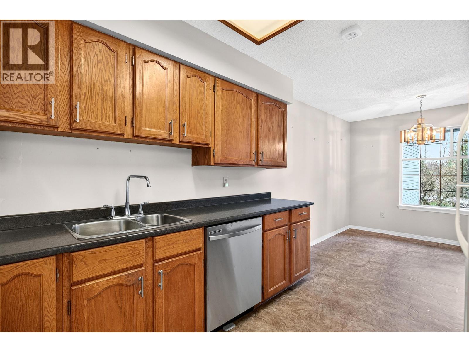 214 11510 225 Street, Maple Ridge, British Columbia  V2X 9Y3 - Photo 4 - R3074727