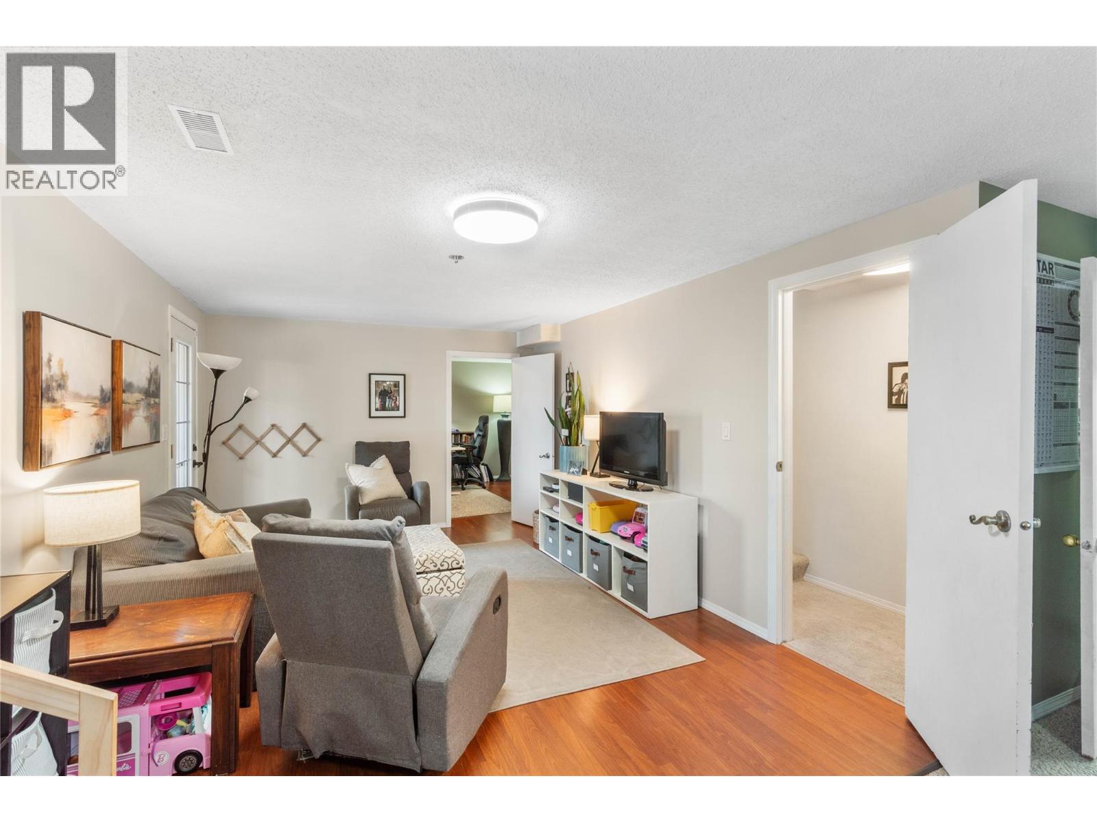 2360 Qu'appelle Boulevard, Kamloops, British Columbia  V2E 1T4 - Photo 26 - 10376506