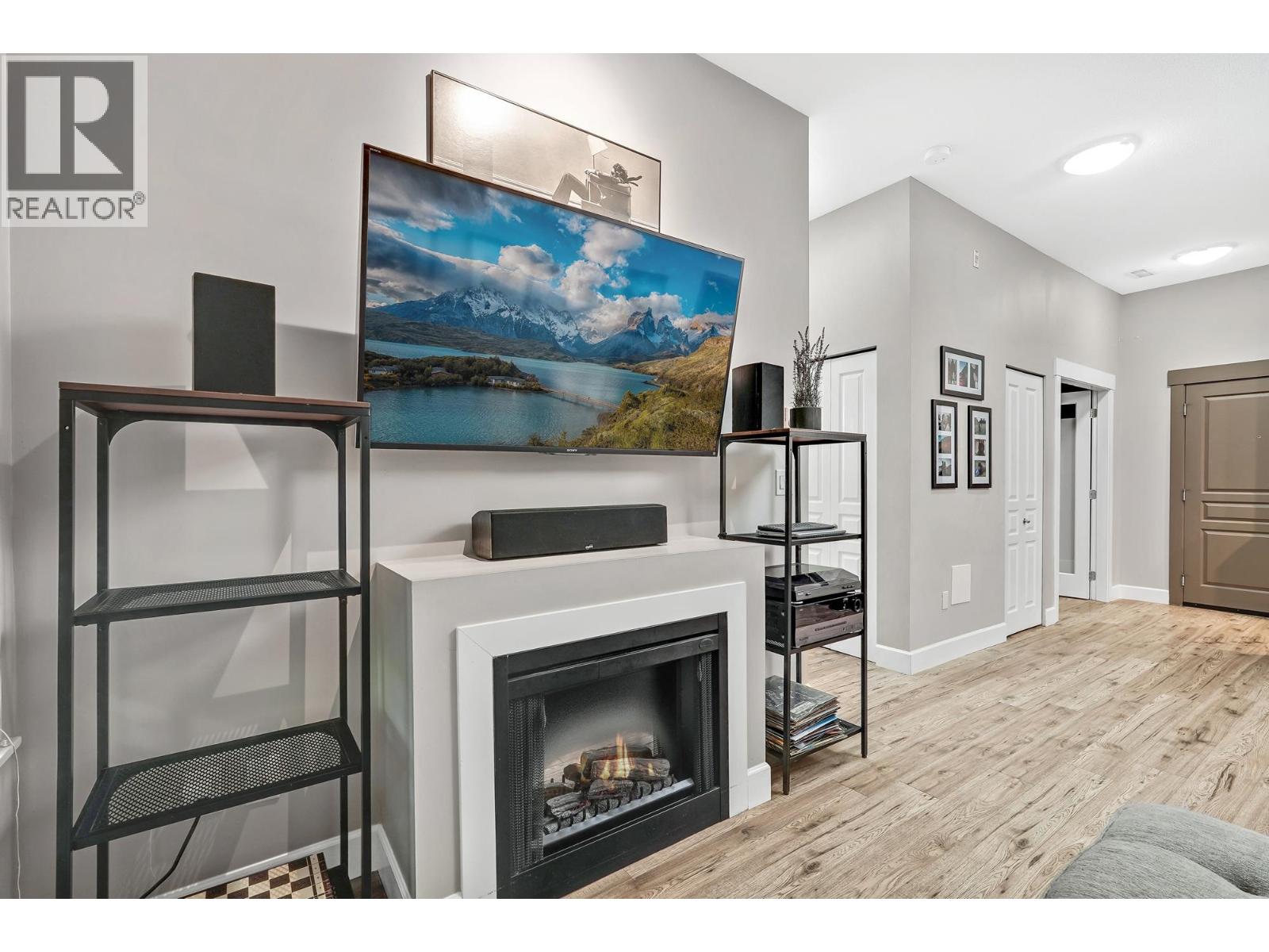 102 12283 224 Street, Maple Ridge, British Columbia  V2X 8Z3 - Photo 12 - R3091517