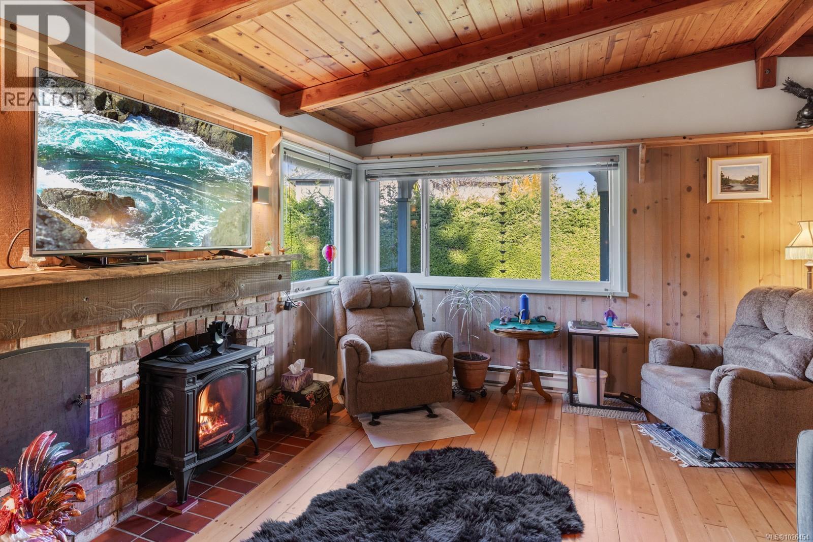 1420 15th St, Courtenay, British Columbia  V9N 2C2 - Photo 15 - 1026454