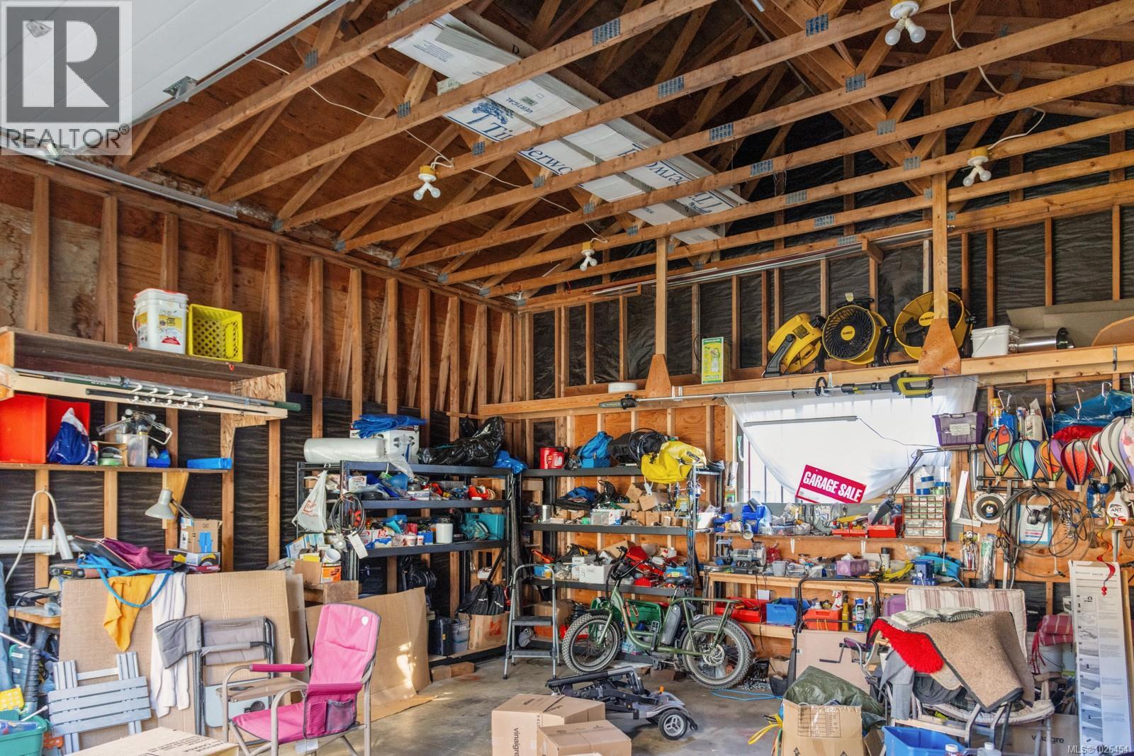 1420 15th St, Courtenay, British Columbia  V9N 2C2 - Photo 32 - 1026454