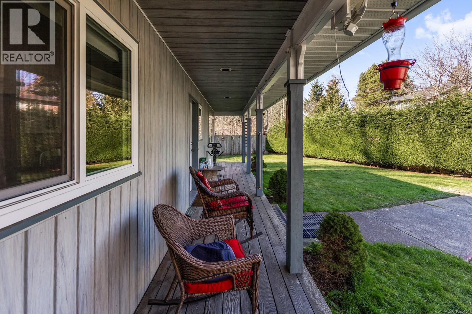 1420 15th St, Courtenay, British Columbia  V9N 2C2 - Photo 5 - 1026454