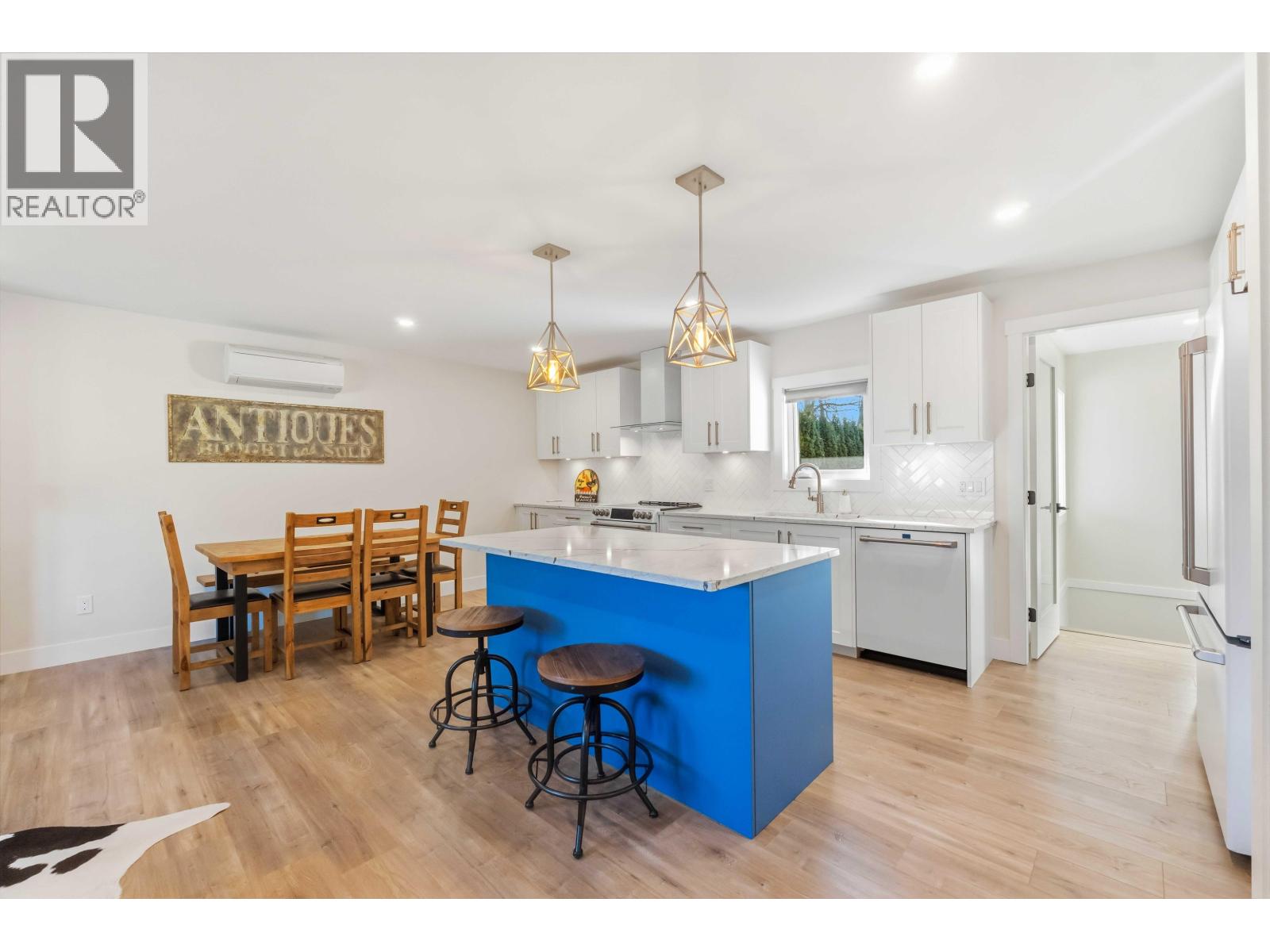 11953 221 Street, Maple Ridge, British Columbia  V2X 5S9 - Photo 10 - R3092495