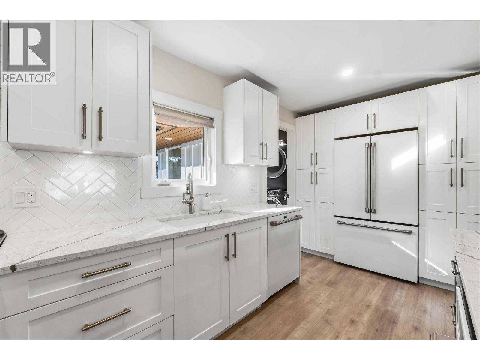 11953 221 Street, Maple Ridge, British Columbia  V2X 5S9 - Photo 14 - R3092495