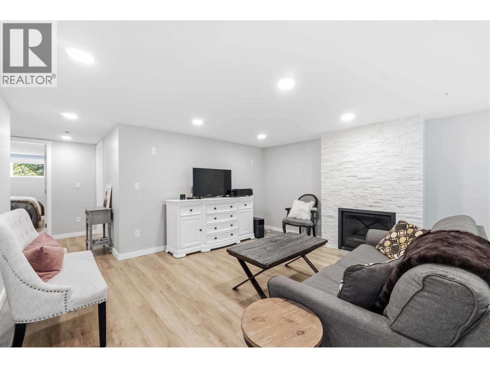 11953 221 Street, Maple Ridge, British Columbia  V2X 5S9 - Photo 29 - R3092495