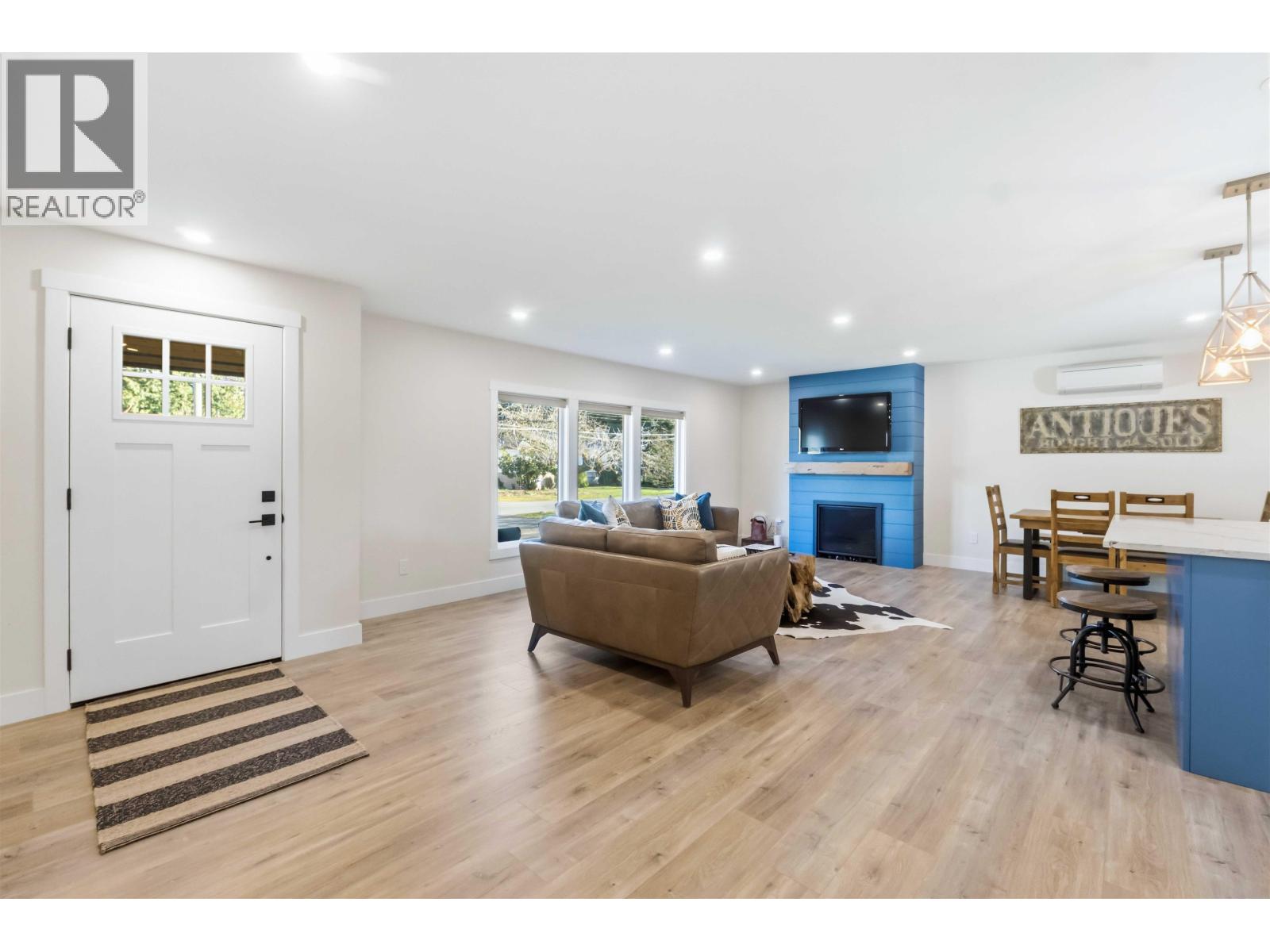 11953 221 Street, Maple Ridge, British Columbia  V2X 5S9 - Photo 6 - R3092495