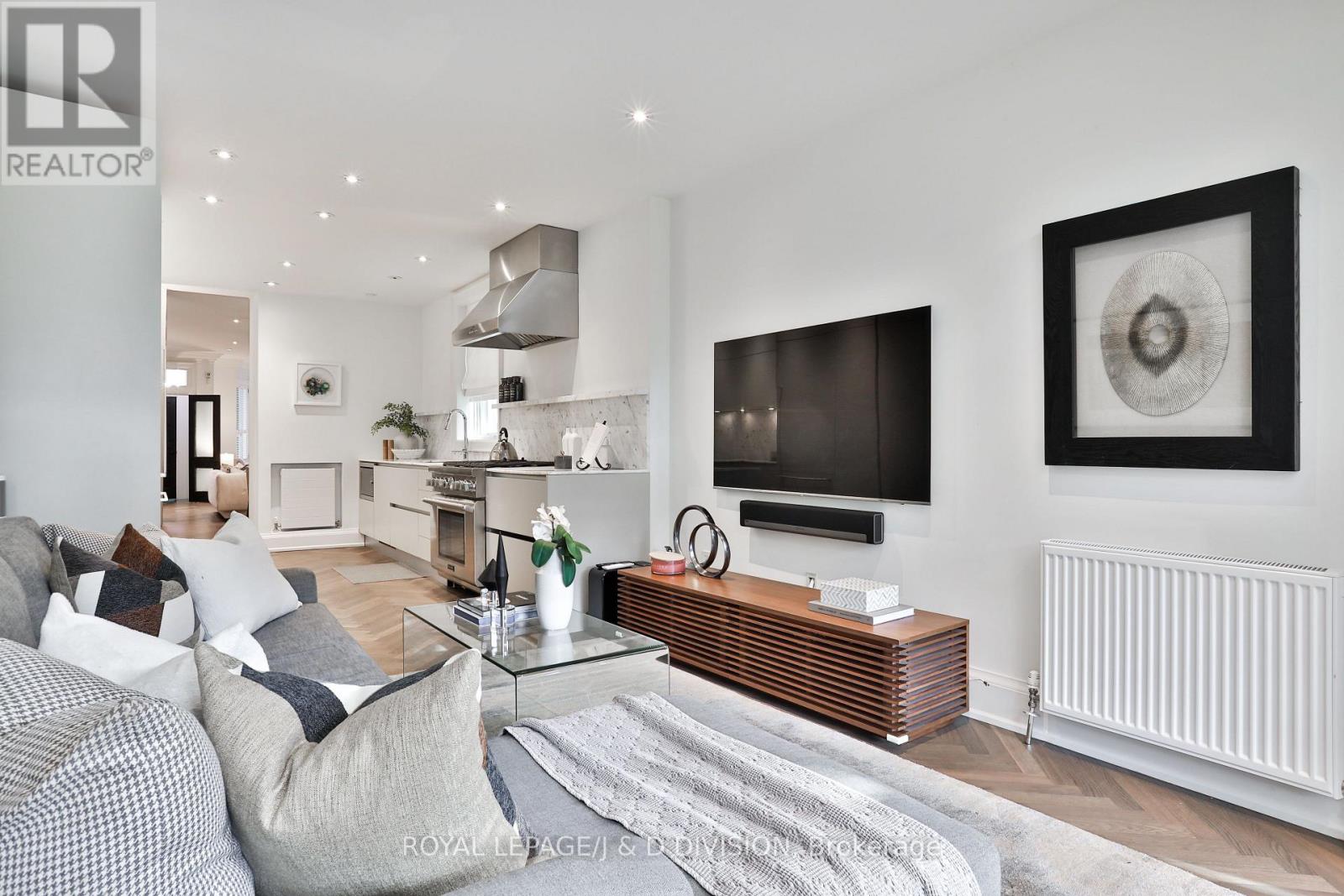 69 Sullivan Street, Toronto (Kensington-Chinatown), Ontario  M5T 1C2 - Photo 20 - C12812668