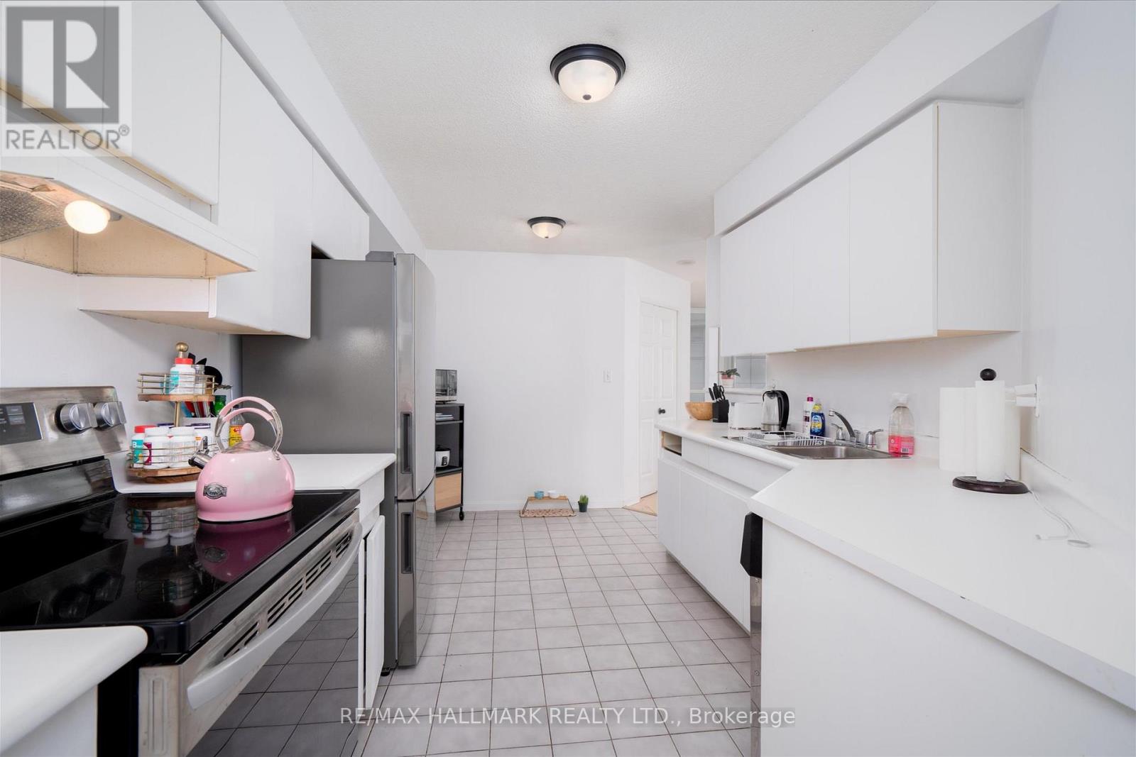 613 - 24 Wellesley Street W, Toronto, Ontario  M4Y 2X6 - Photo 13 - C12812702