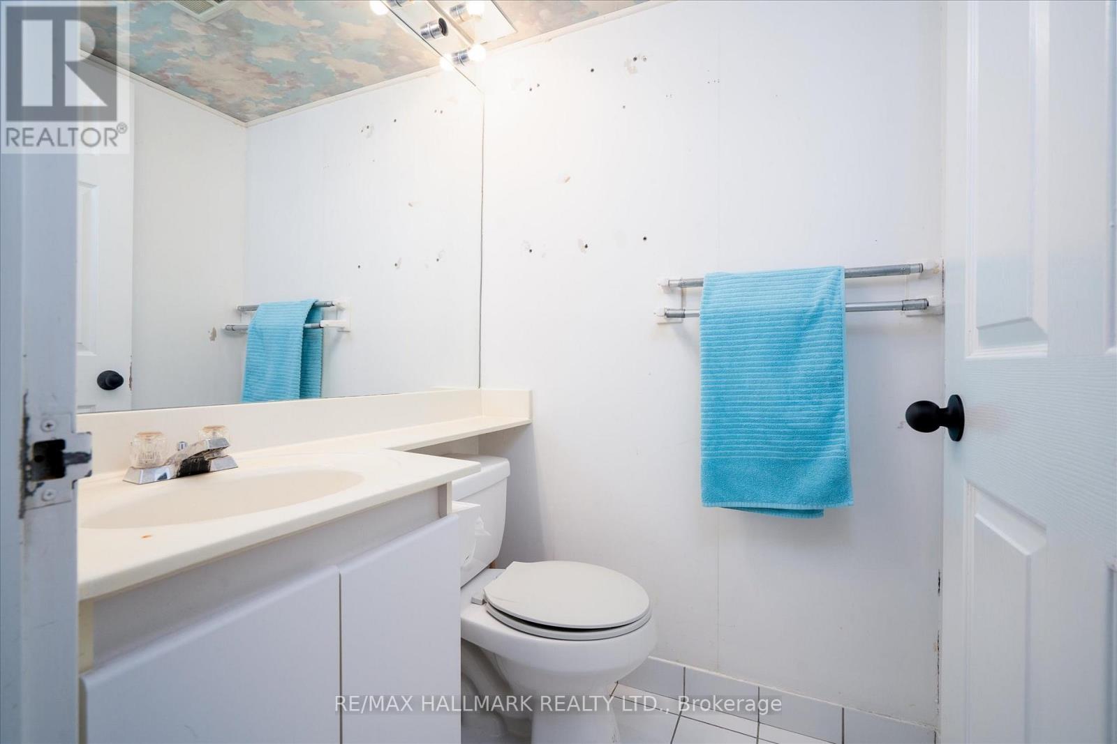 613 - 24 Wellesley Street W, Toronto, Ontario  M4Y 2X6 - Photo 14 - C12812702