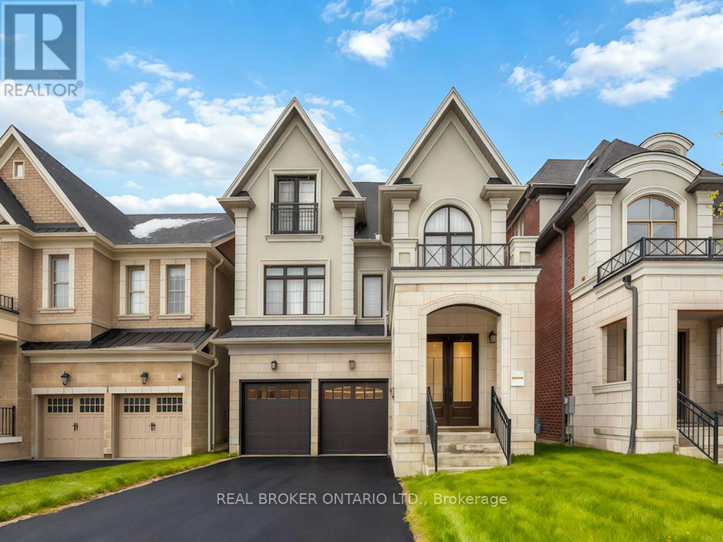 34 METEORITE STREET, Richmond Hill, Ontario