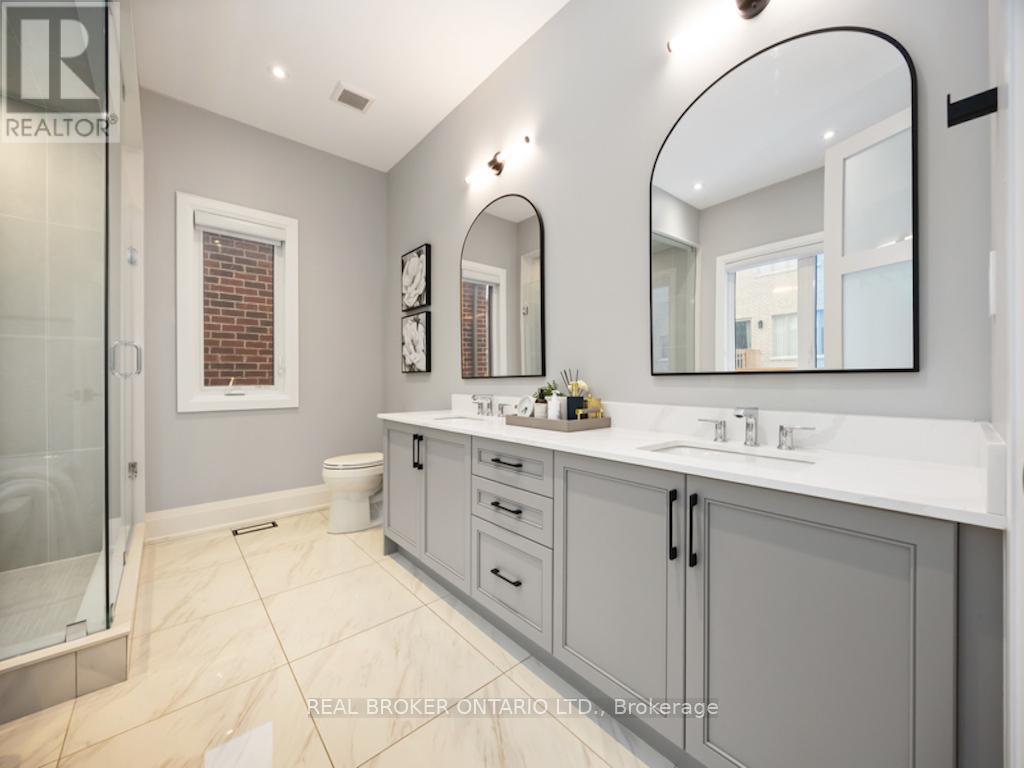 34 Meteorite Street, Richmond Hill, Ontario  L4C 4L9 - Photo 19 - N12790322