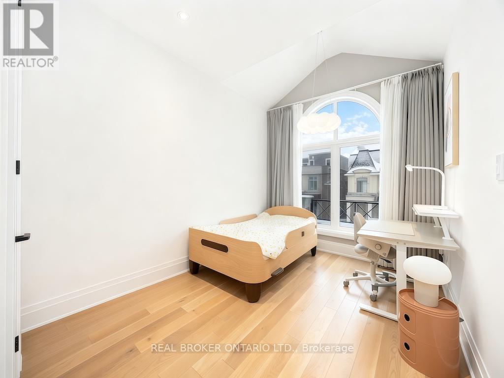 34 Meteorite Street, Richmond Hill, Ontario  L4C 4L9 - Photo 26 - N12790322