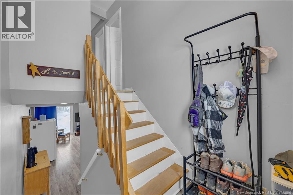 904 Highmeadow Drive, Saint John, New Brunswick  E2J 3V1 - Photo 4 - NB133873