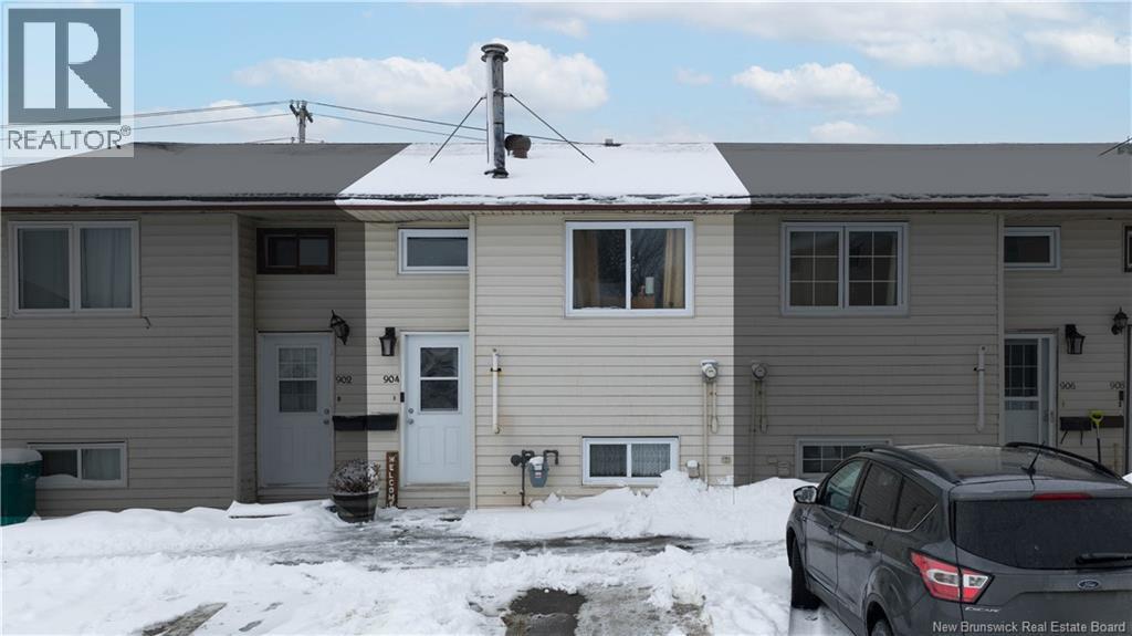 904 Highmeadow Drive, Saint John, New Brunswick  E2J 3V1 - Photo 1 - NB133873