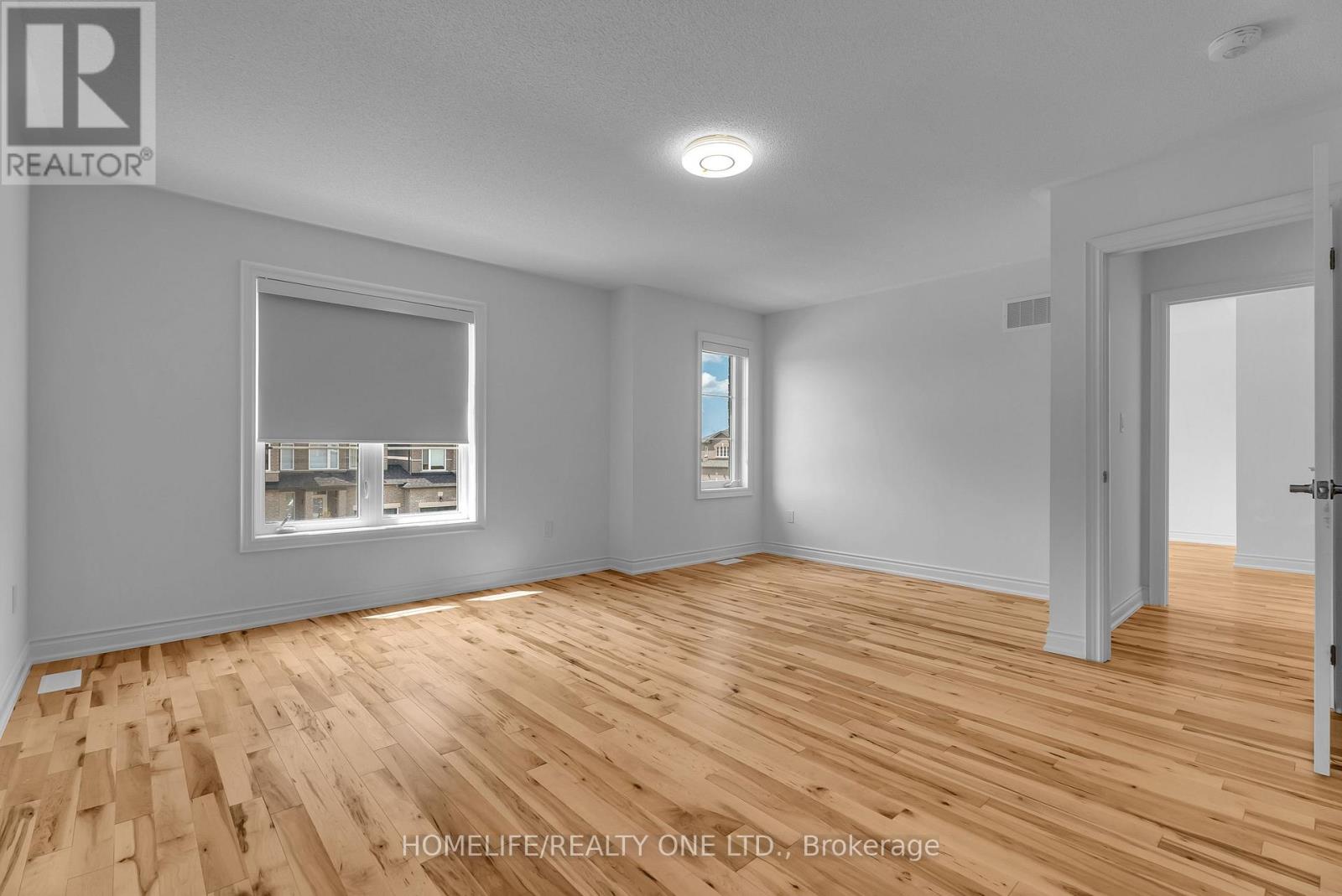 47 Autumn Drive, Wasaga Beach, Ontario  L9Z 0K7 - Photo 6 - S12812734