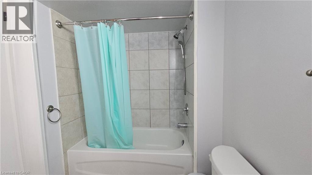 10 Doll Court Unit# Lower, Kitchener, Ontario  N2E 4H1 - Photo 8 - 40805428