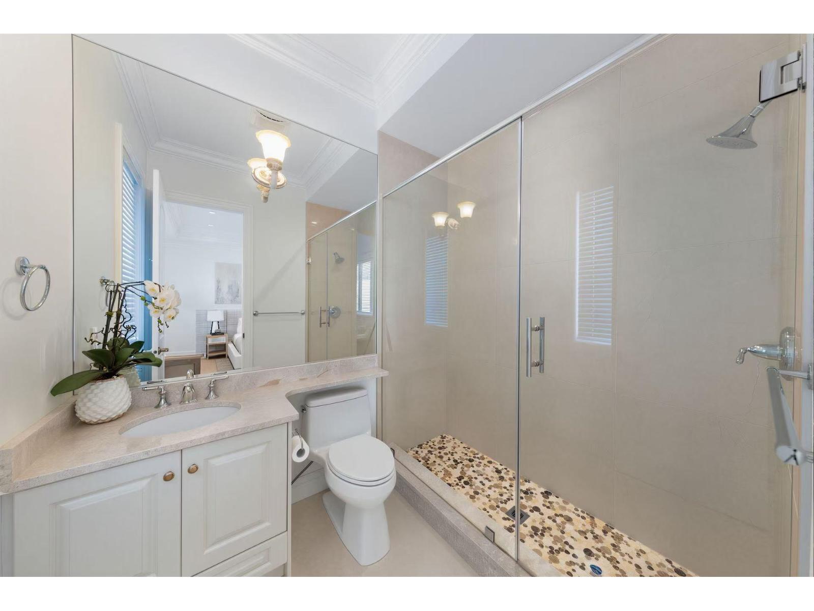 14033 Terry Road, White Rock, British Columbia  V4B 1A2 - Photo 23 - R3088154